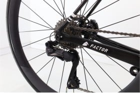 Factor O2 carbonio Di2 12V