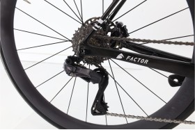 Factor O2 Carbonio Di2 12V