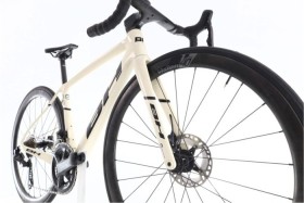 BH Ultralight Evo Carbonio Di2 12V