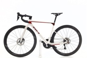 BH Ultralight 8.5 Carbonio DI2 12V