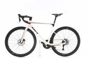 BH Ultralight 8.5 Carbonio DI2 12V